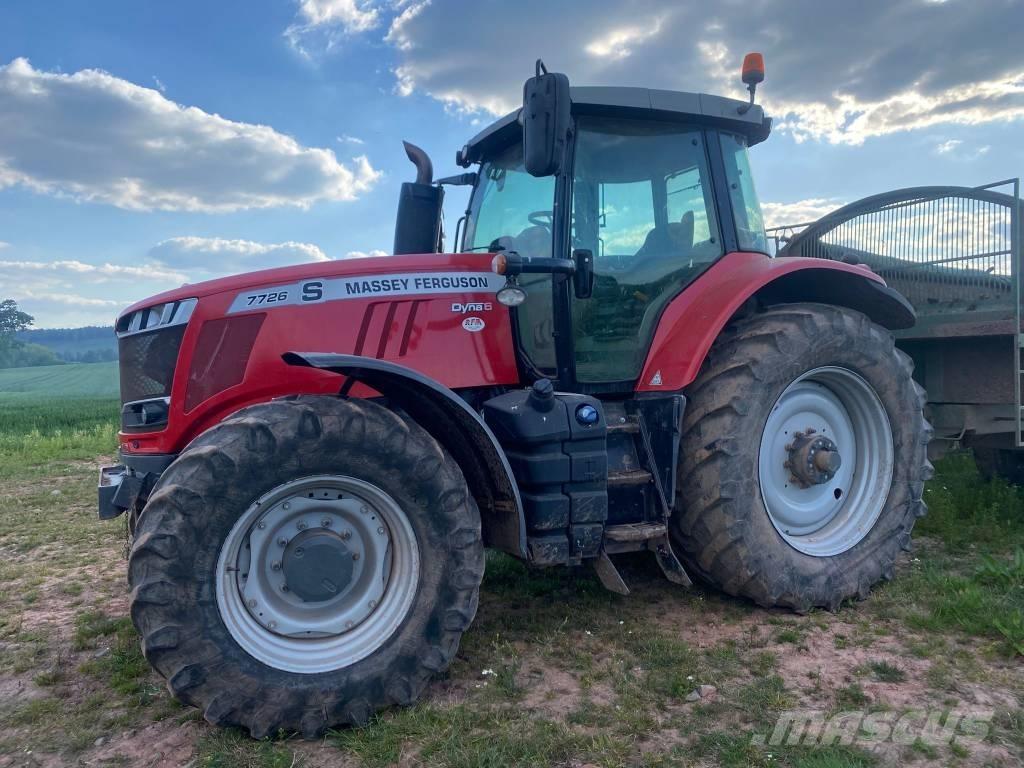 Massey Ferguson 7726 Traktory