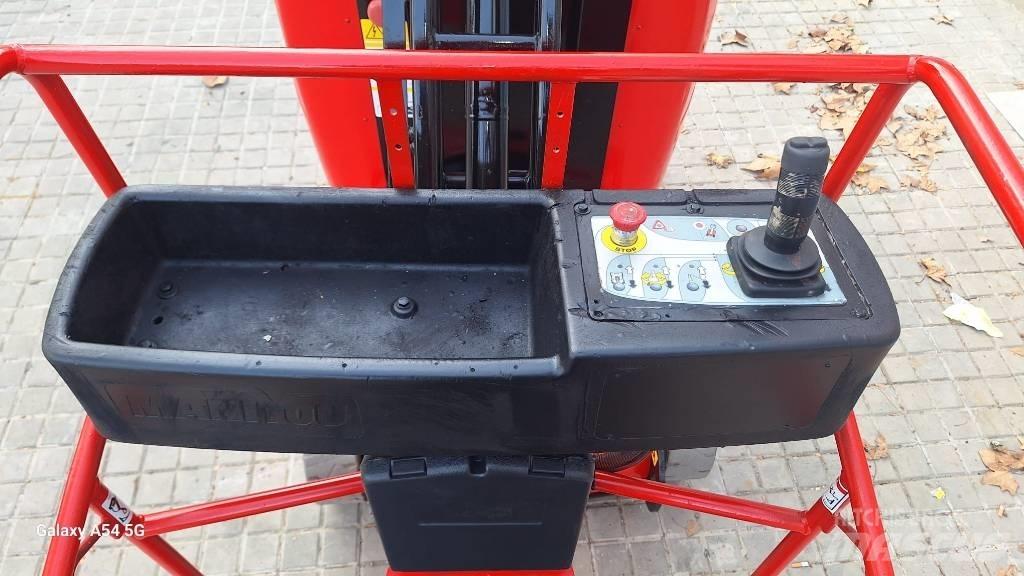 Manitou 100 VJR Vertikálne stĺpové výťahy