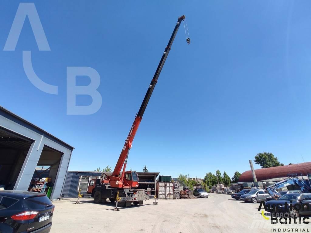 Liebherr LTM 1025 Univerzálne terénne žeriavy