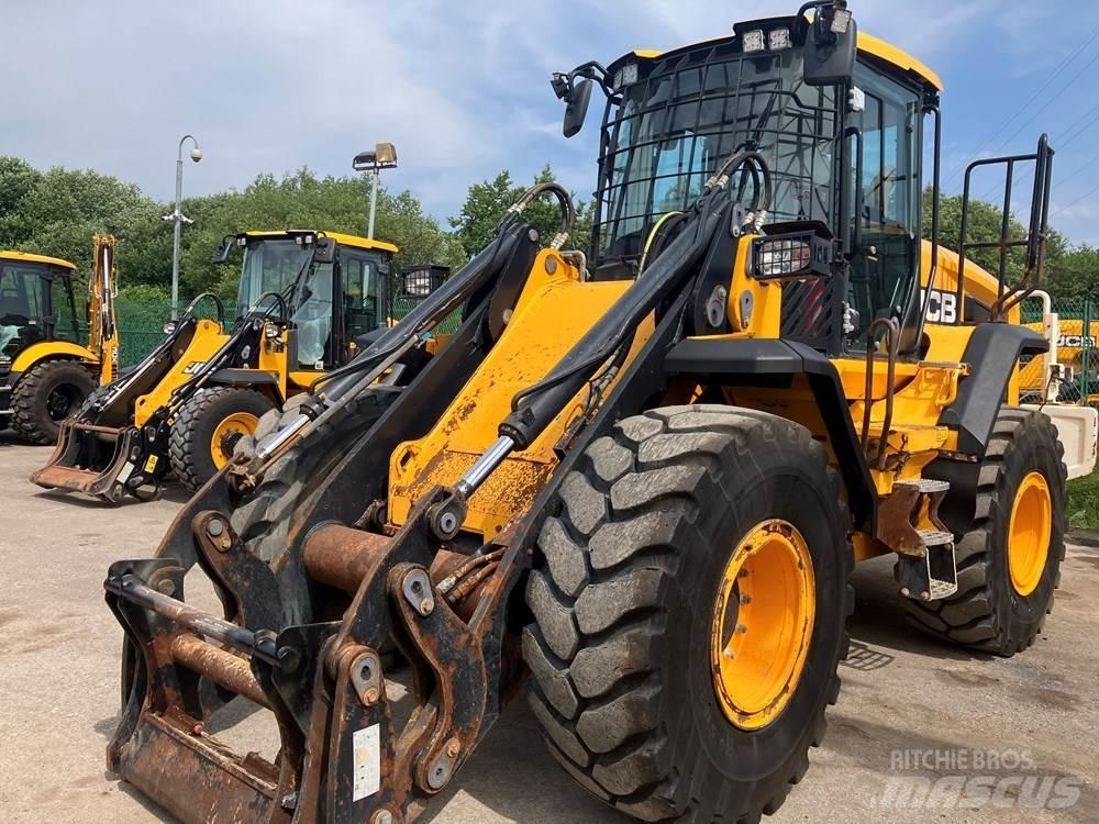 JCB 437 Kolesové nakladače