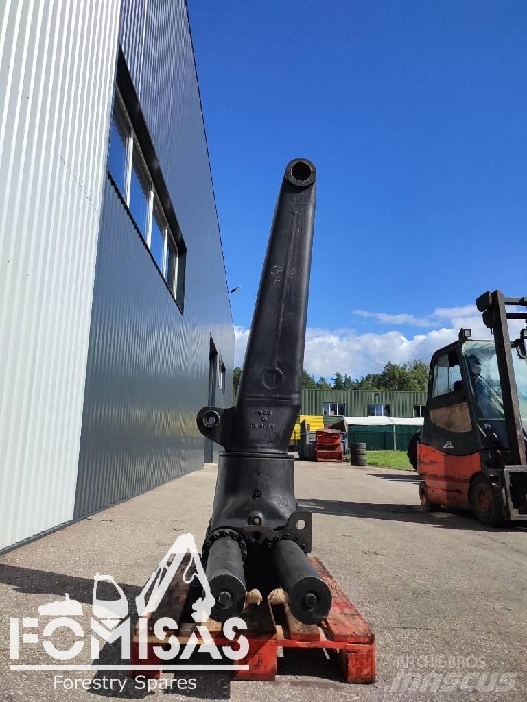 John Deere CF8 Žeriavy a nakladače