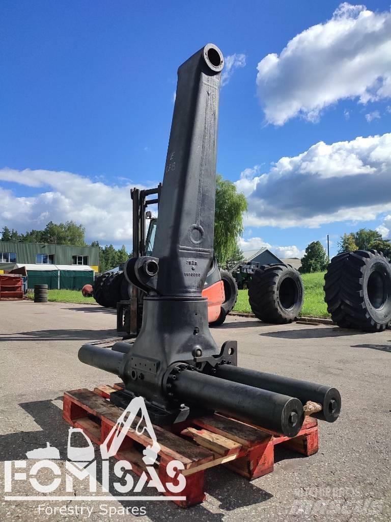 John Deere CF8 Žeriavy a nakladače