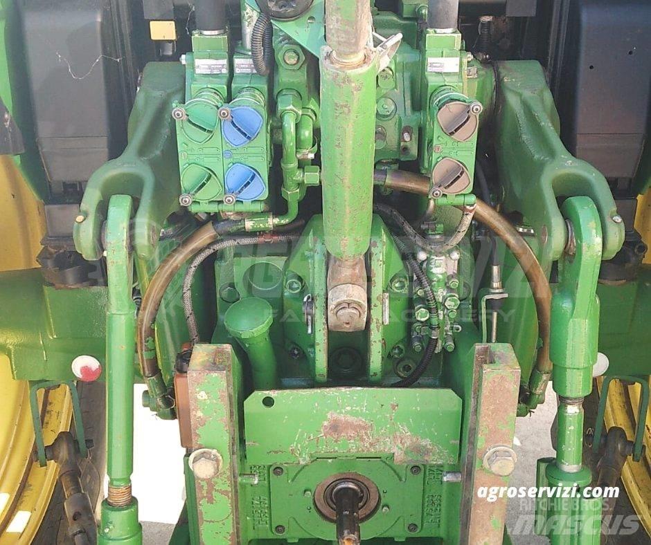 John Deere 6430 Traktory