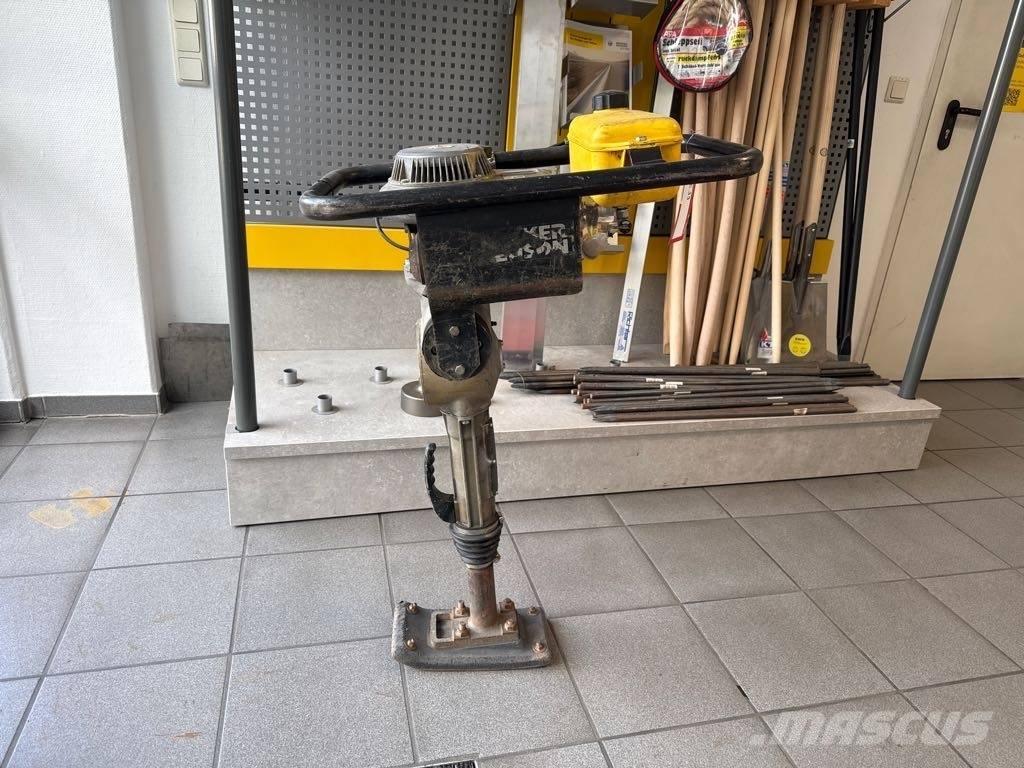 Wacker Neuson BS30 Vibračné zhutňovače