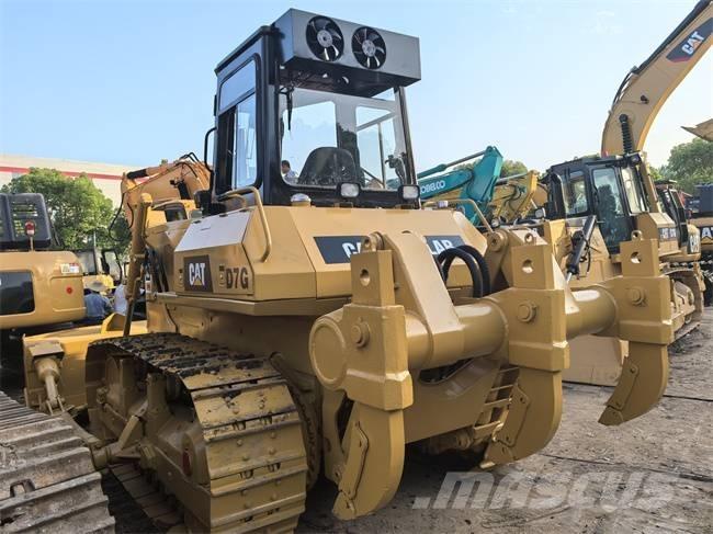 CAT D 7 G Pásové dozéry