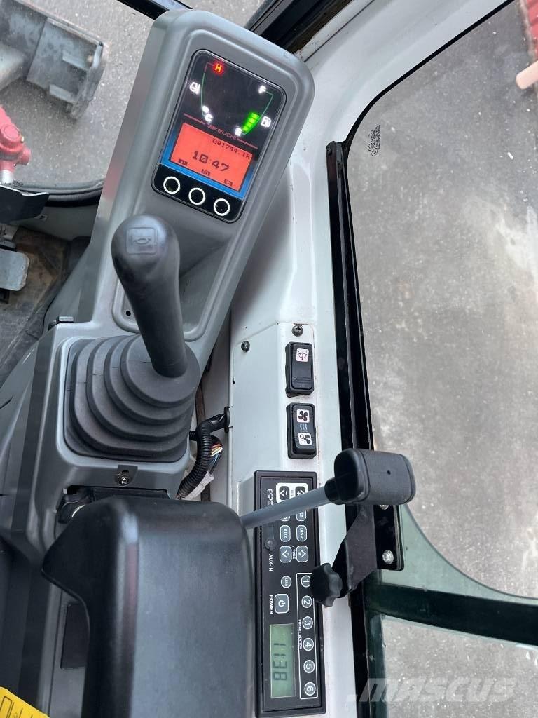 Takeuchi TB 216 Mini rýpadlá < 7t