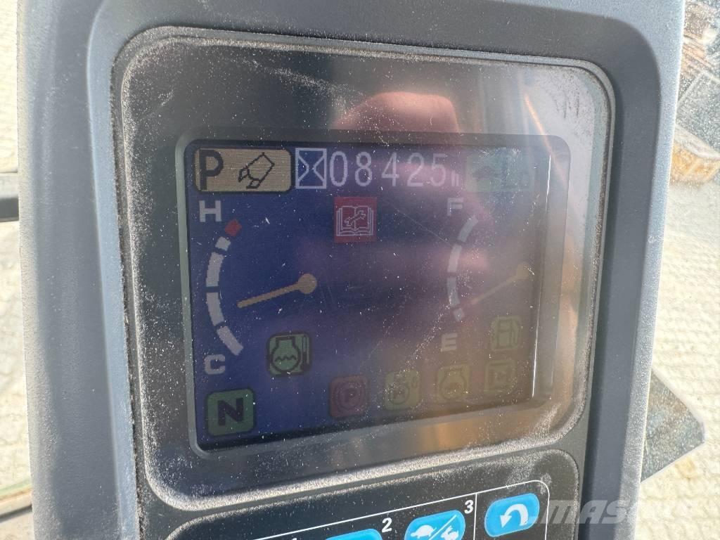 Komatsu PW 200-7 Kolesové rýpadlá