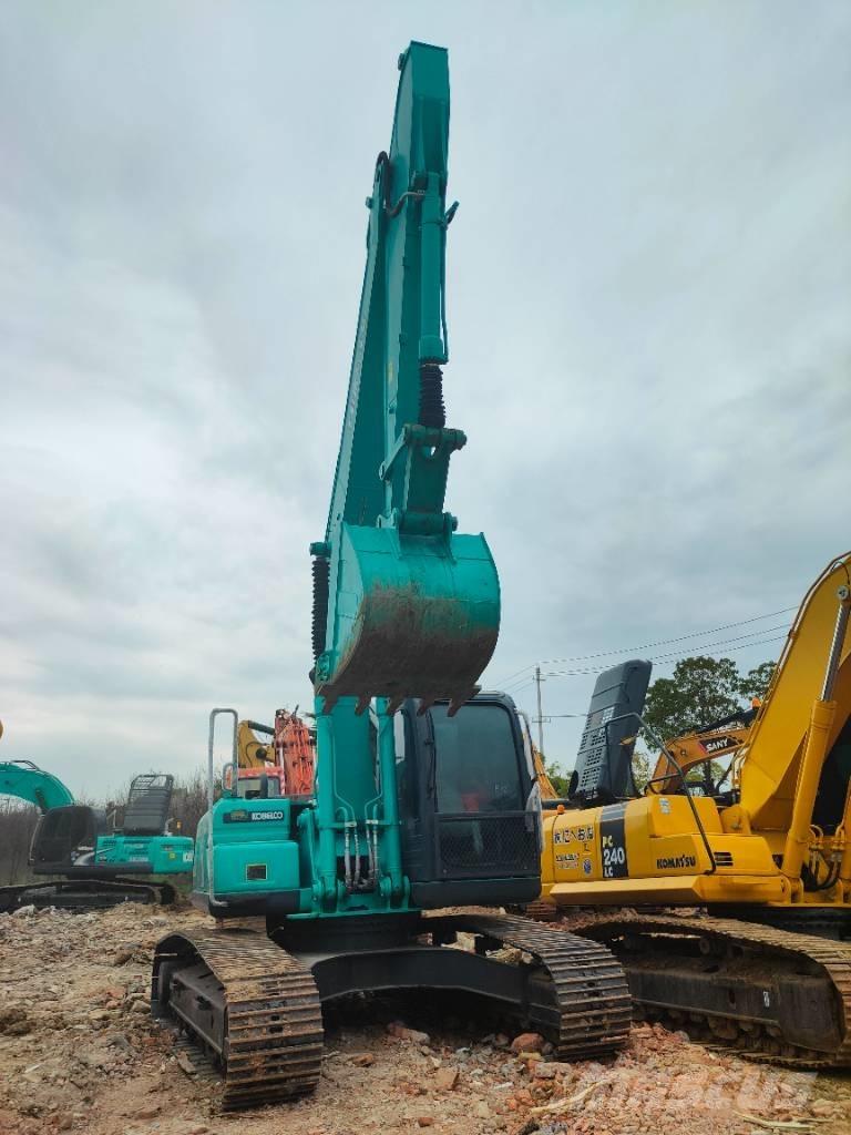 Kobelco SK 210 D Pásové rýpadlá