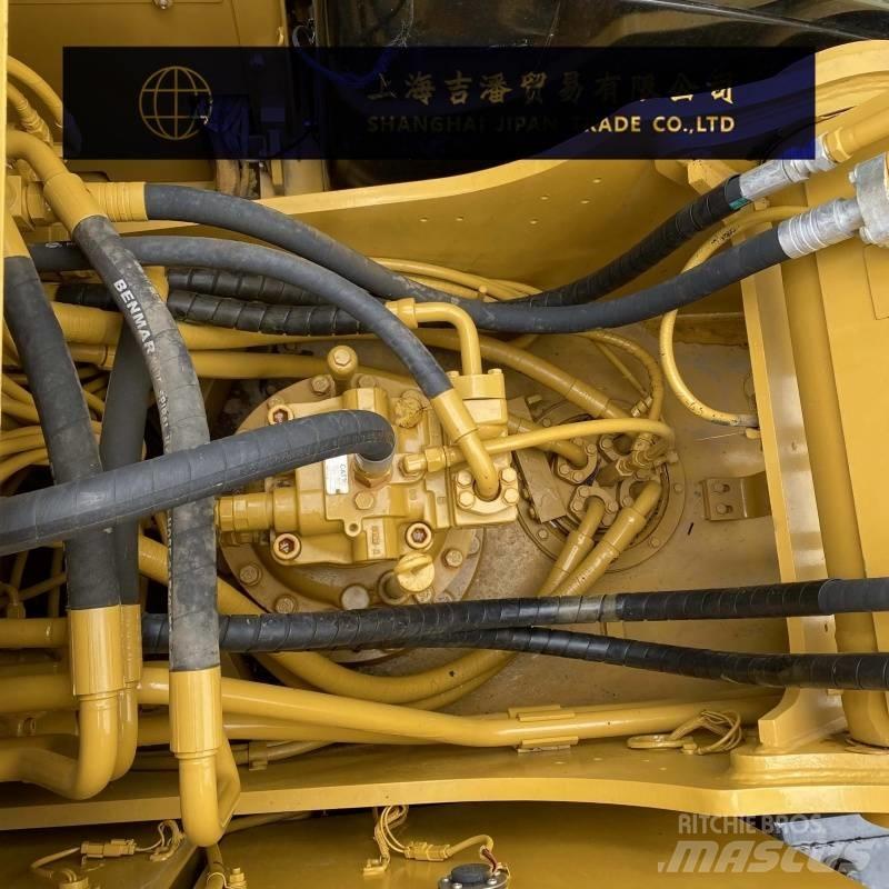 CAT 320 D Pásové rýpadlá