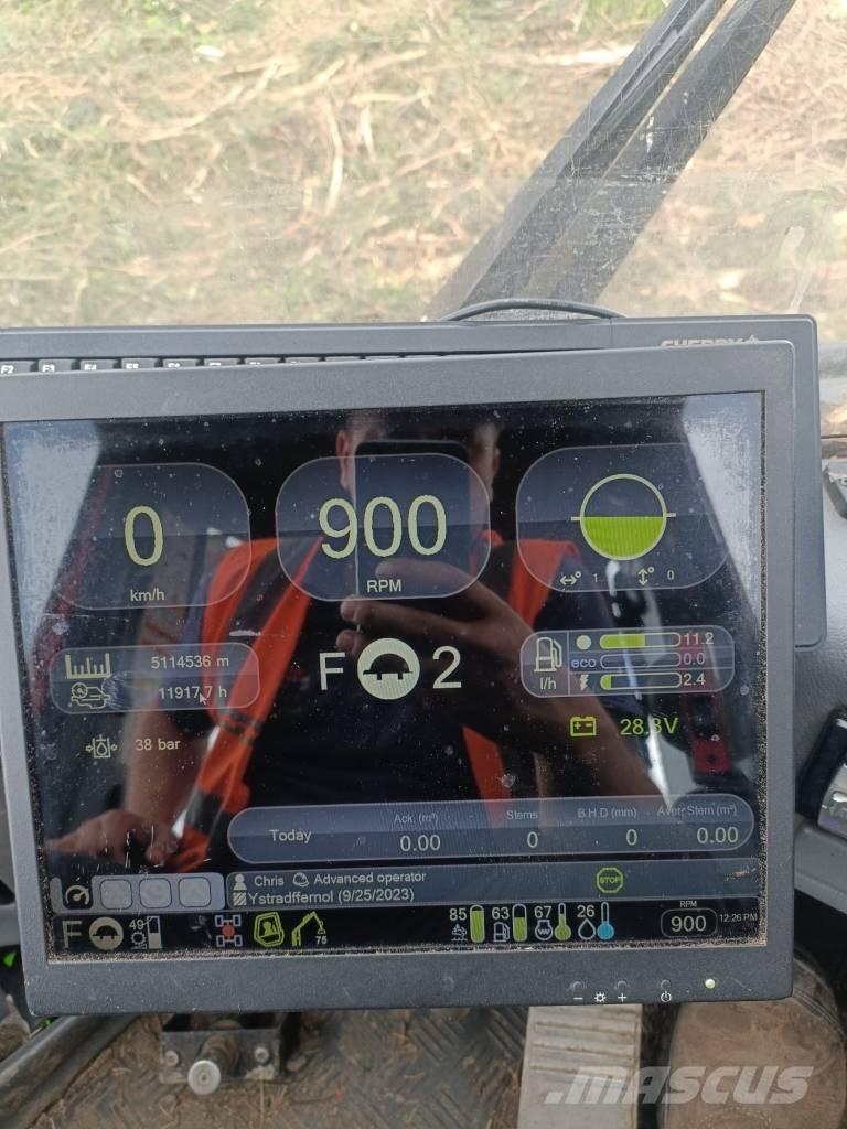 Komatsu 901 TX.1 Harvestory