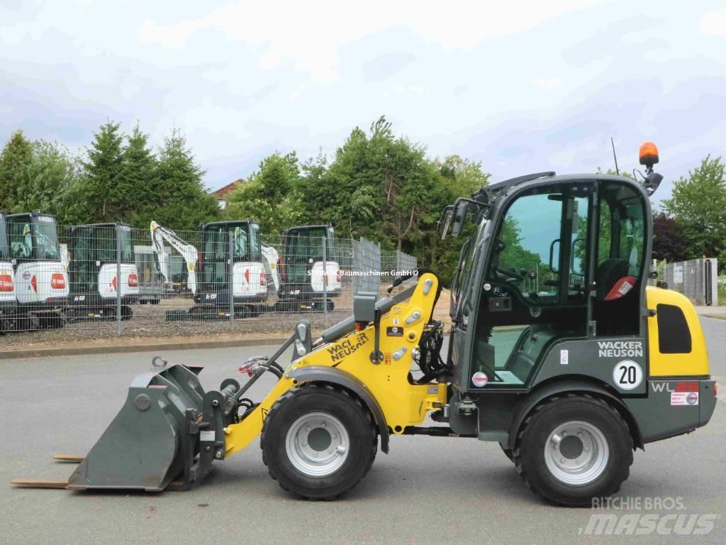Wacker Neuson WL 25 Kolesové nakladače