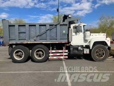 Mack RD 690 SX Sklápače