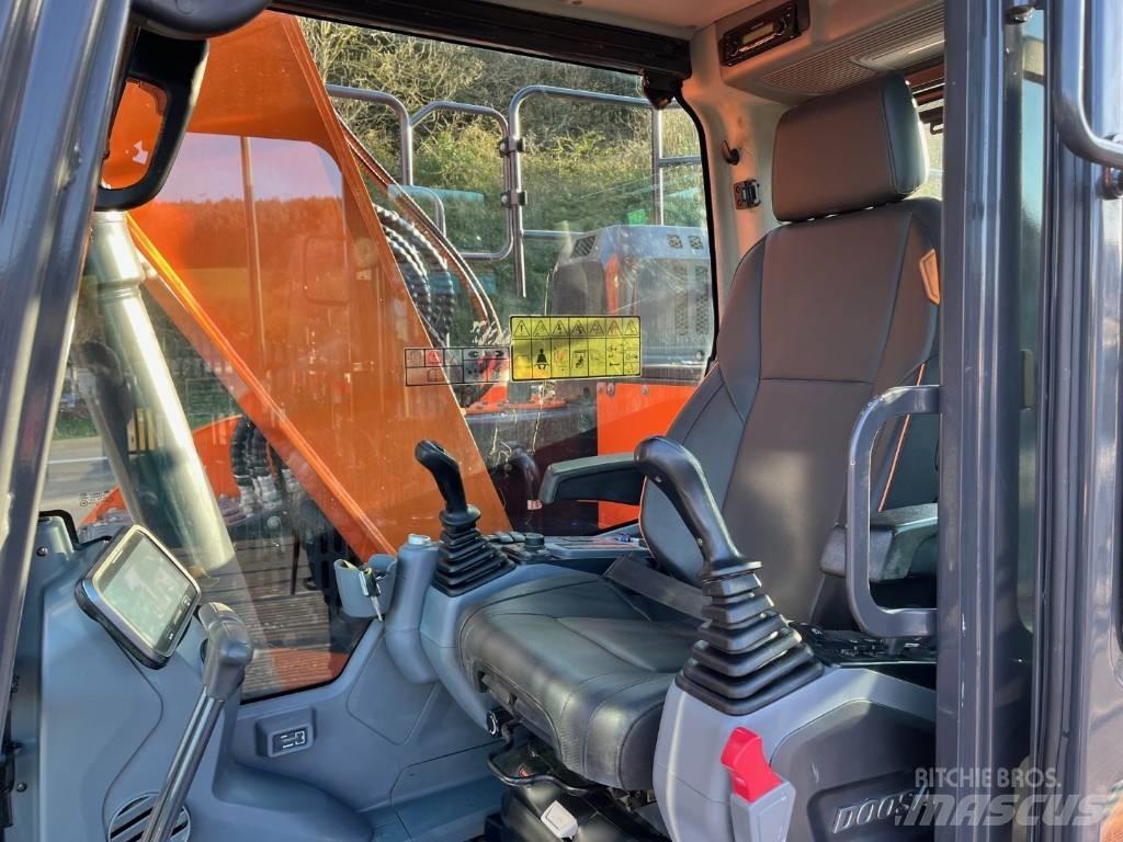 Develon DX140LCR-7 Pásové rýpadlá
