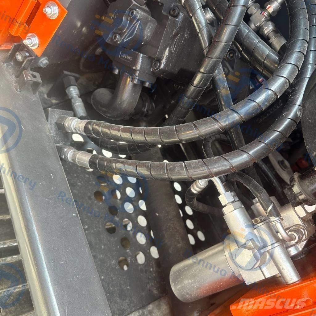 Hitachi ZX70 Pásové rýpadlá