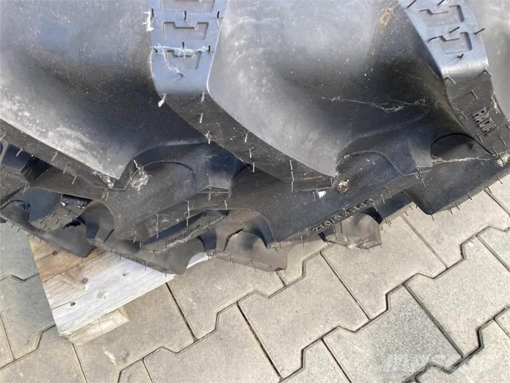 BKT 270/95R46 Pneumatiky, kolesá a ráfiky