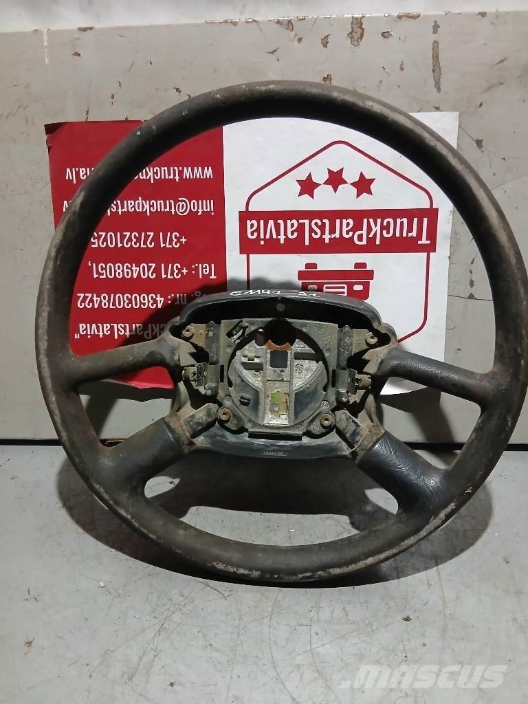 Scania 124   1411436 Kabíny a interiér