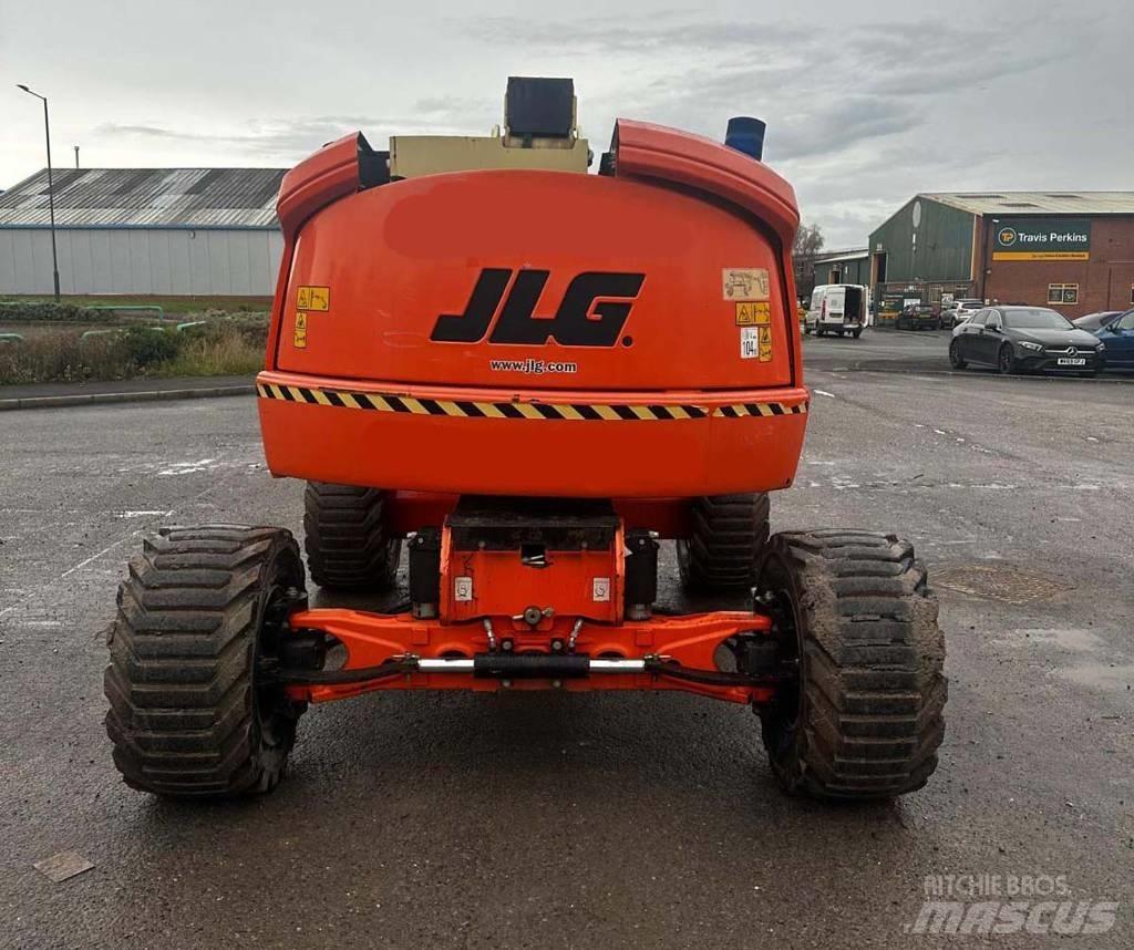 JLG 450 AJ Kĺbové plošiny