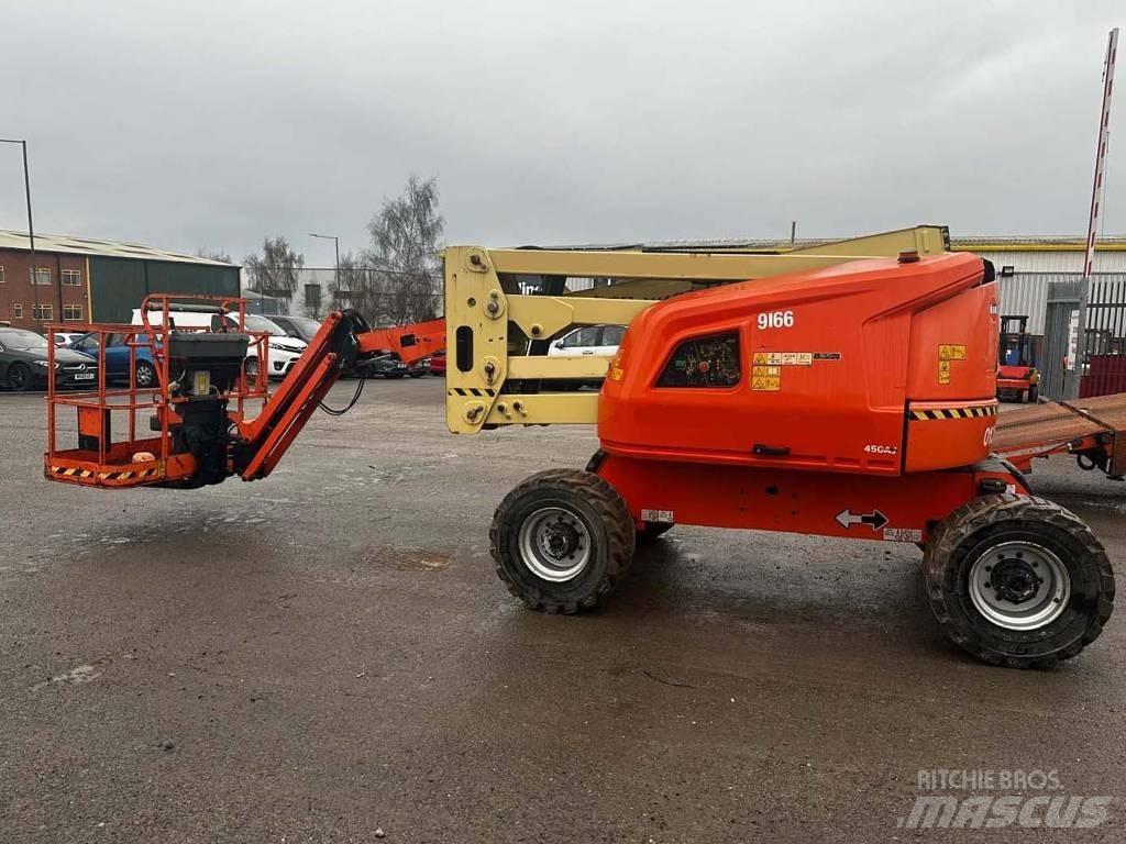 JLG 450 AJ Kĺbové plošiny