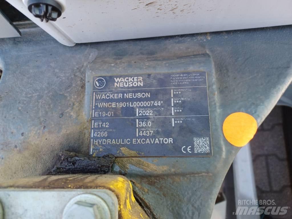 Wacker Neuson ET42 Pásové rýpadlá