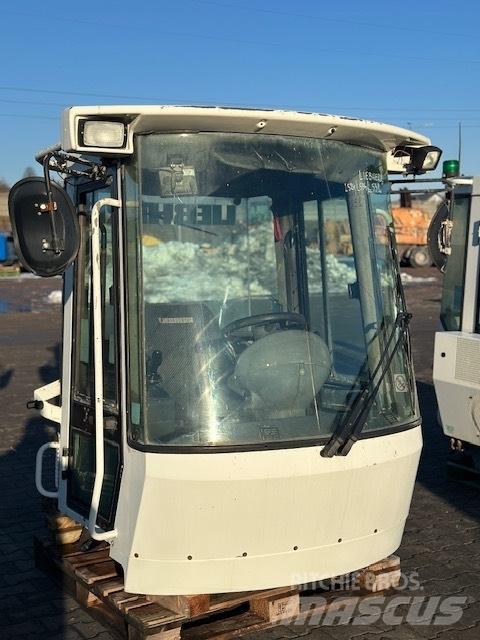 Liebherr L 538 CAB Kabíny a interiér