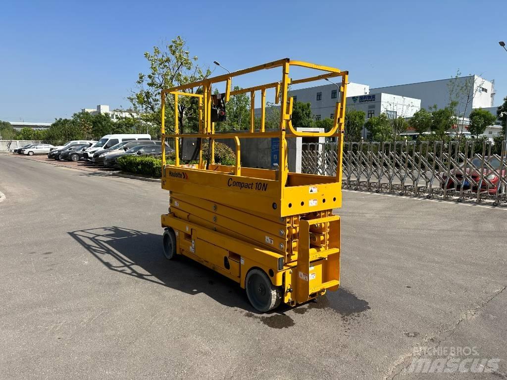 Haulotte COMPACT 10N Nožnicové zdvíhacie plošiny
