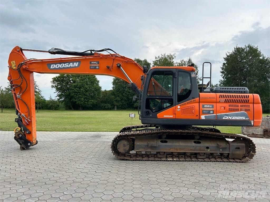 Doosan DX225LC-5 Pásové rýpadlá