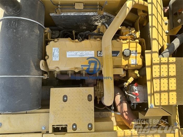 CAT 336 D Pásové rýpadlá
