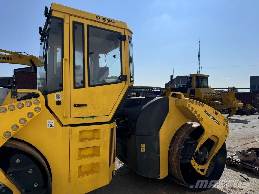 Bomag BW 202 AD-4 Tandemové valce