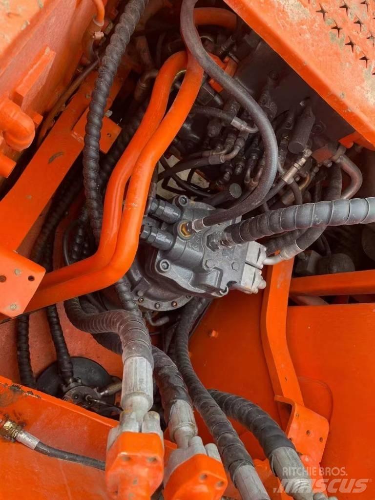 Doosan DH225LC-9E Pásové rýpadlá