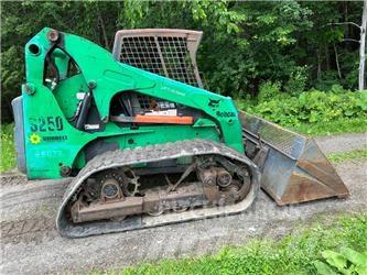 Bobcat S250 Šmykom riadené nakladače