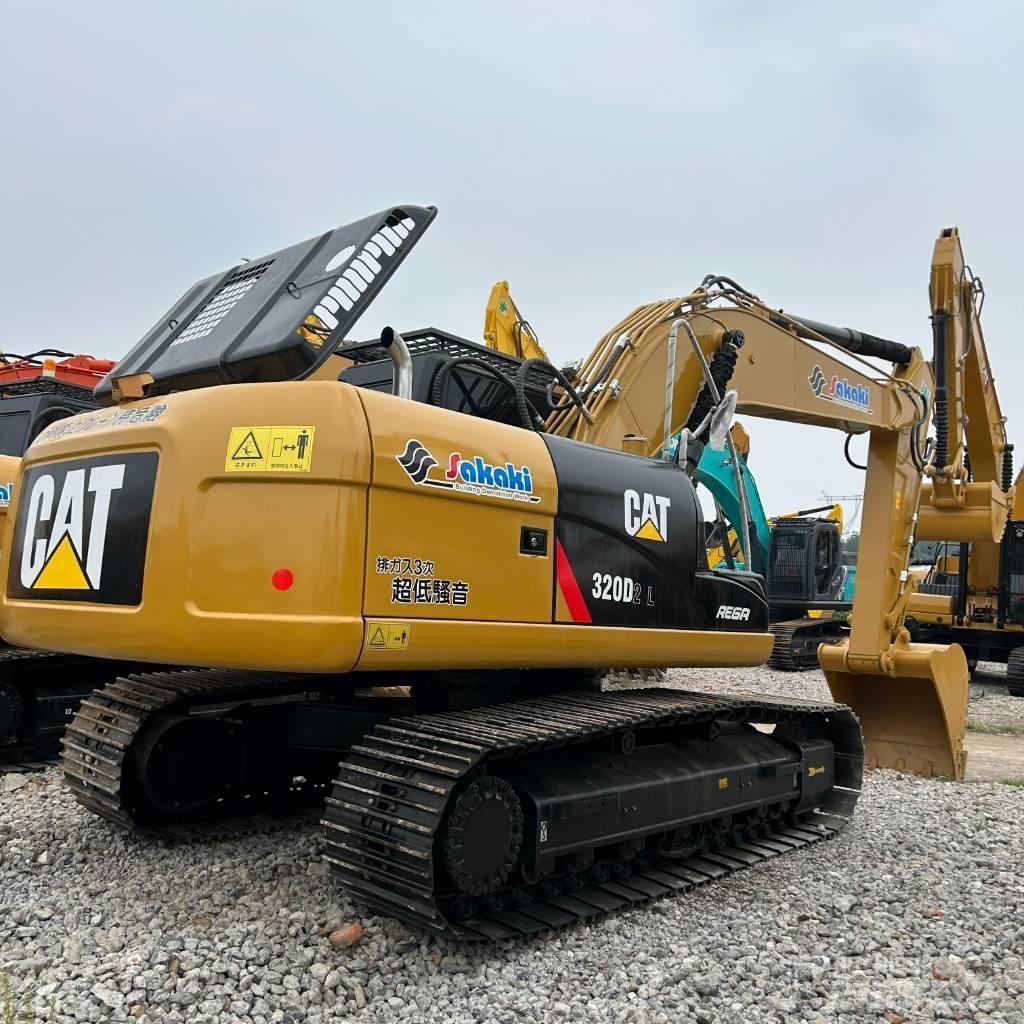 CAT 320D2L Pásové rýpadlá