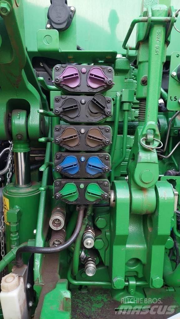 John Deere 8r 340 Traktory
