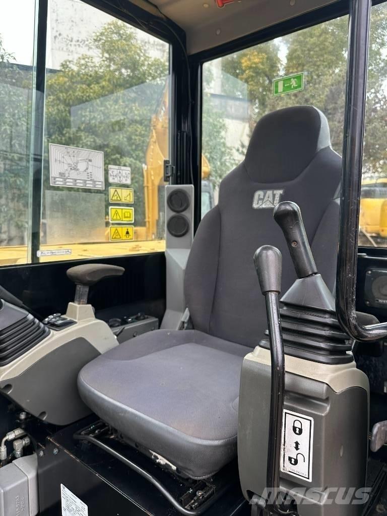 CAT 305.5 Mini rýpadlá < 7t