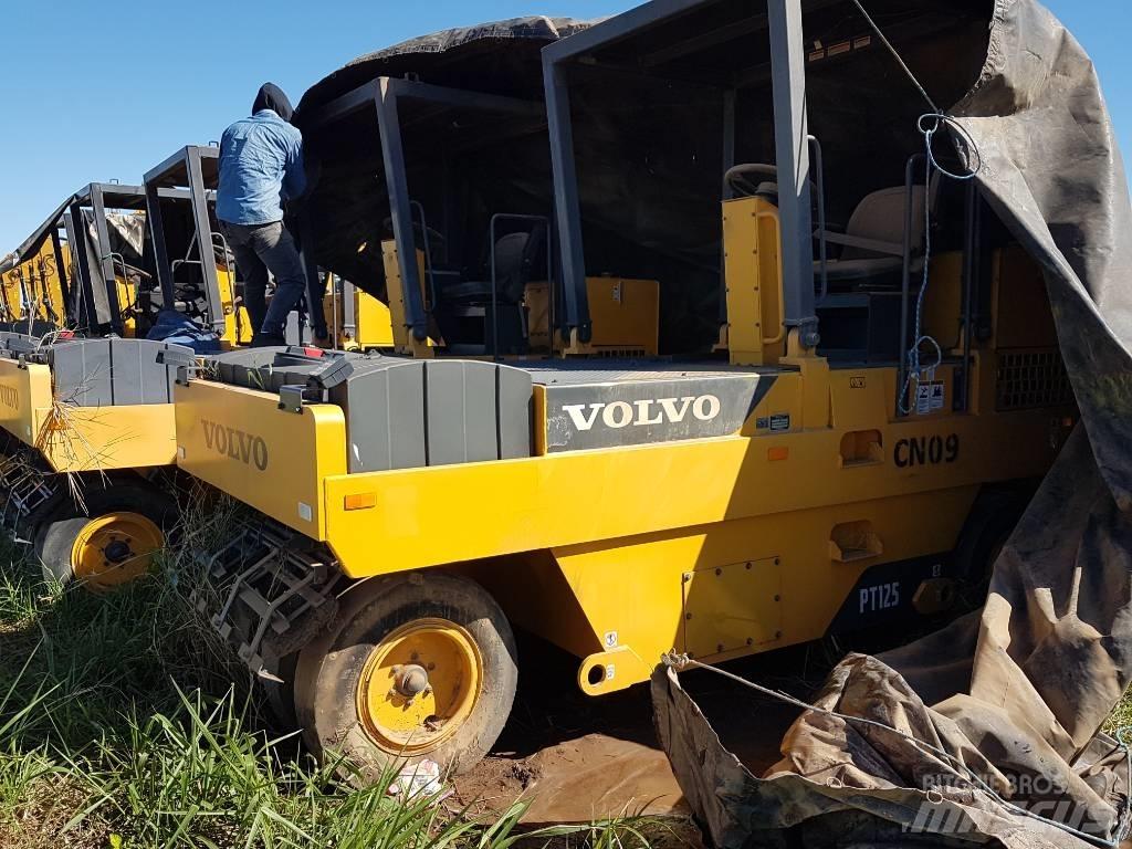 Volvo PT 125 Pneumatikové valce