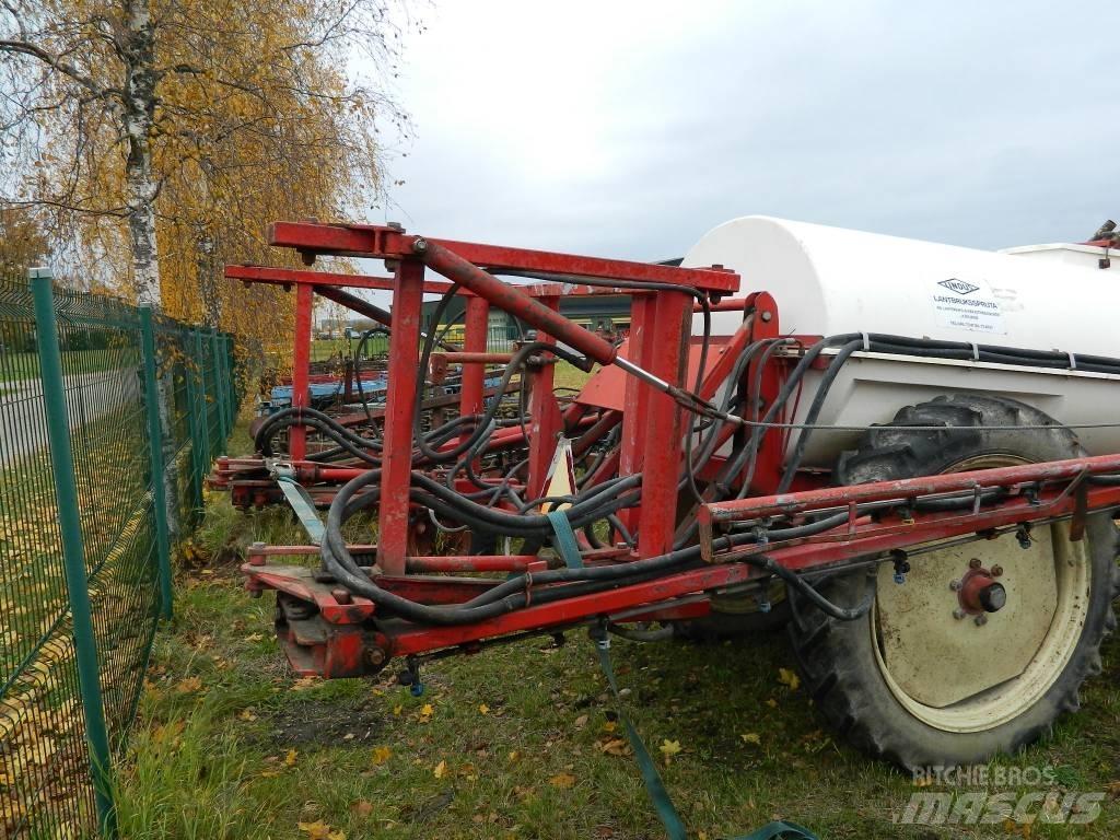 Lindus 18M Aplikátory tekutých hnojív