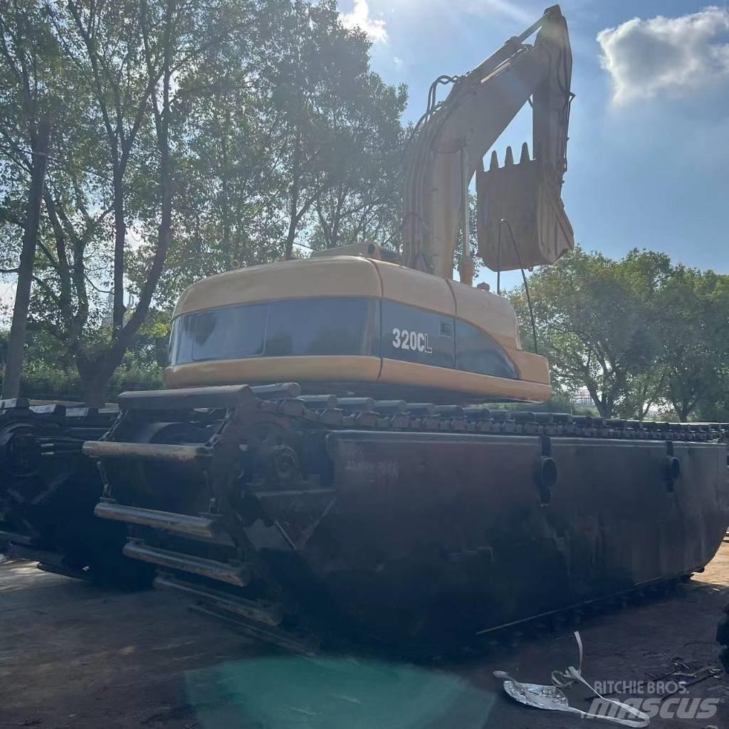 CAT 320 C Obojživelná rýpadlá