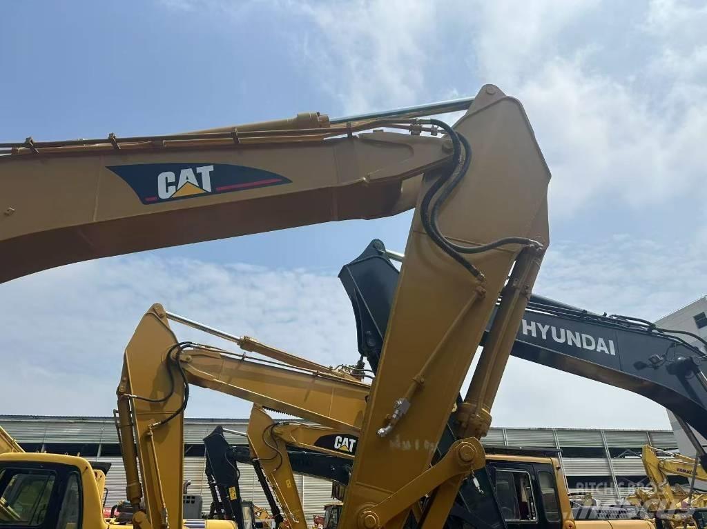 CAT 330 B L Pásové rýpadlá