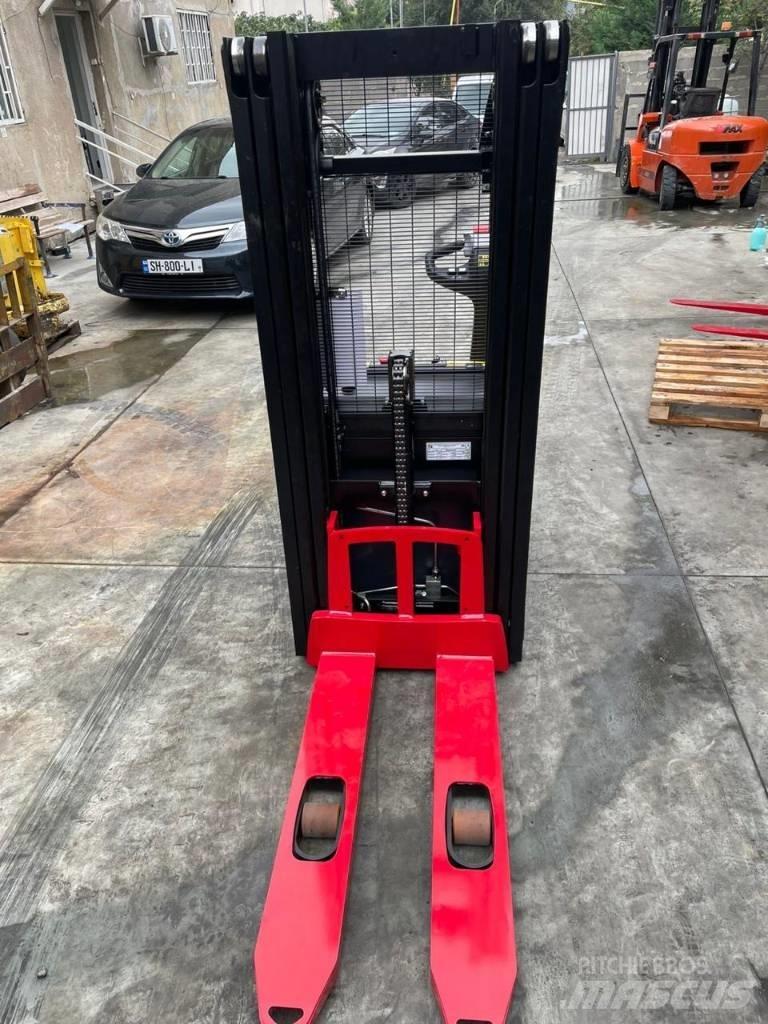 Hyster S 1.2 Ručne vedené vysokozdvižné vozíky