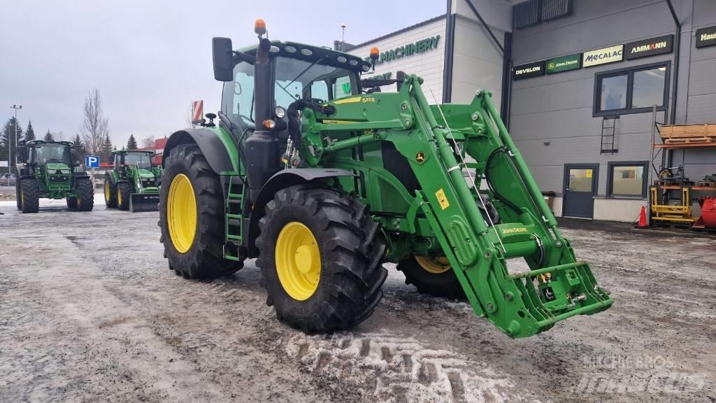 John Deere 6250 R Traktory