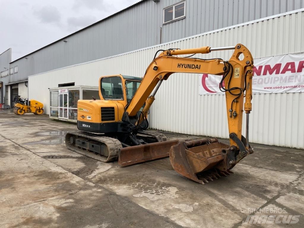 Hyundai R80CR-9 Midi rýpadlá 7 t - 12 t