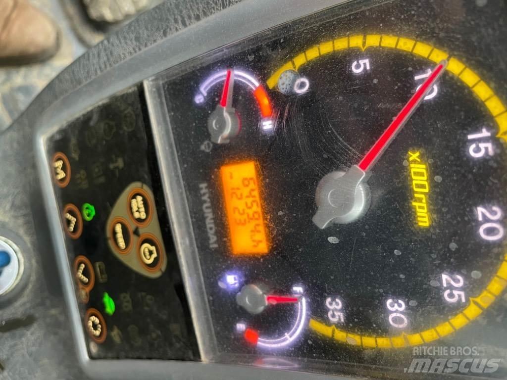 Hyundai R80CR-9 Midi rýpadlá 7 t - 12 t
