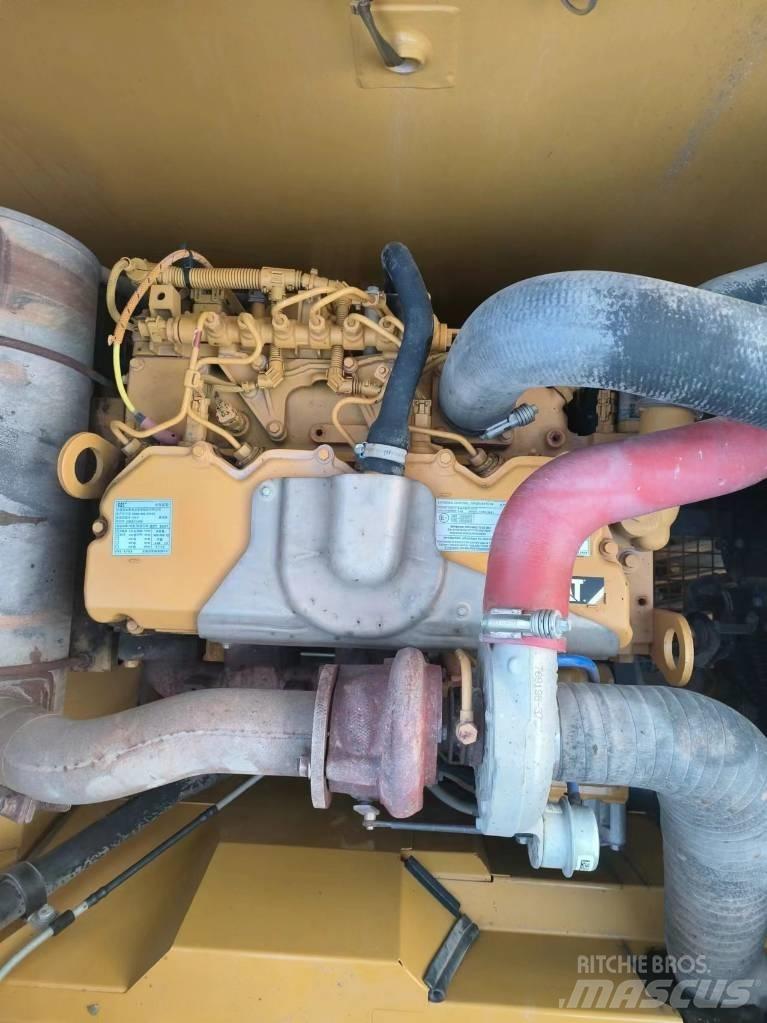 CAT 320GC Pásové rýpadlá