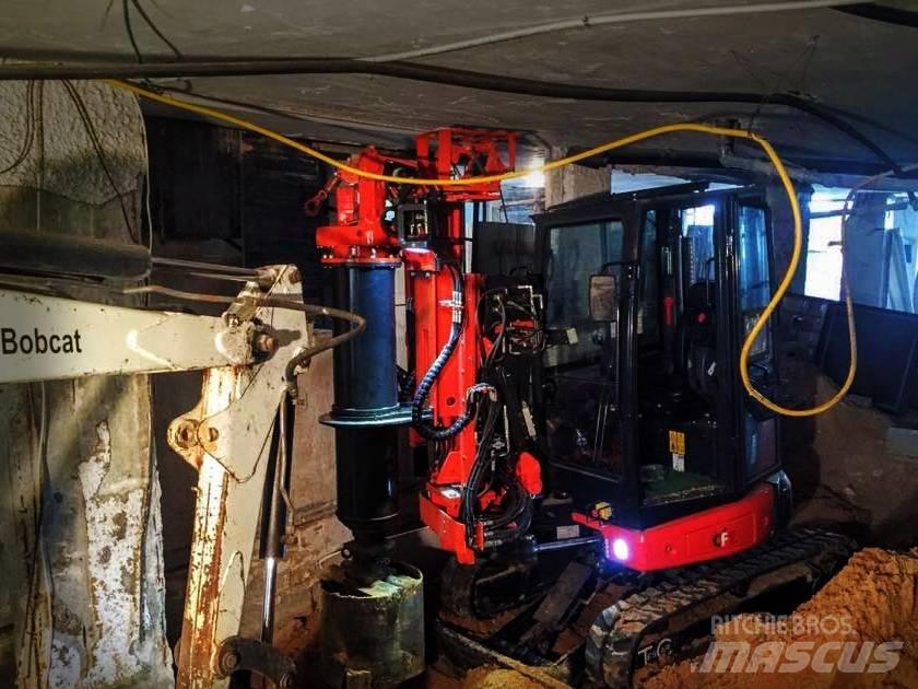 Tescar CF2 Pilierovej žeriav