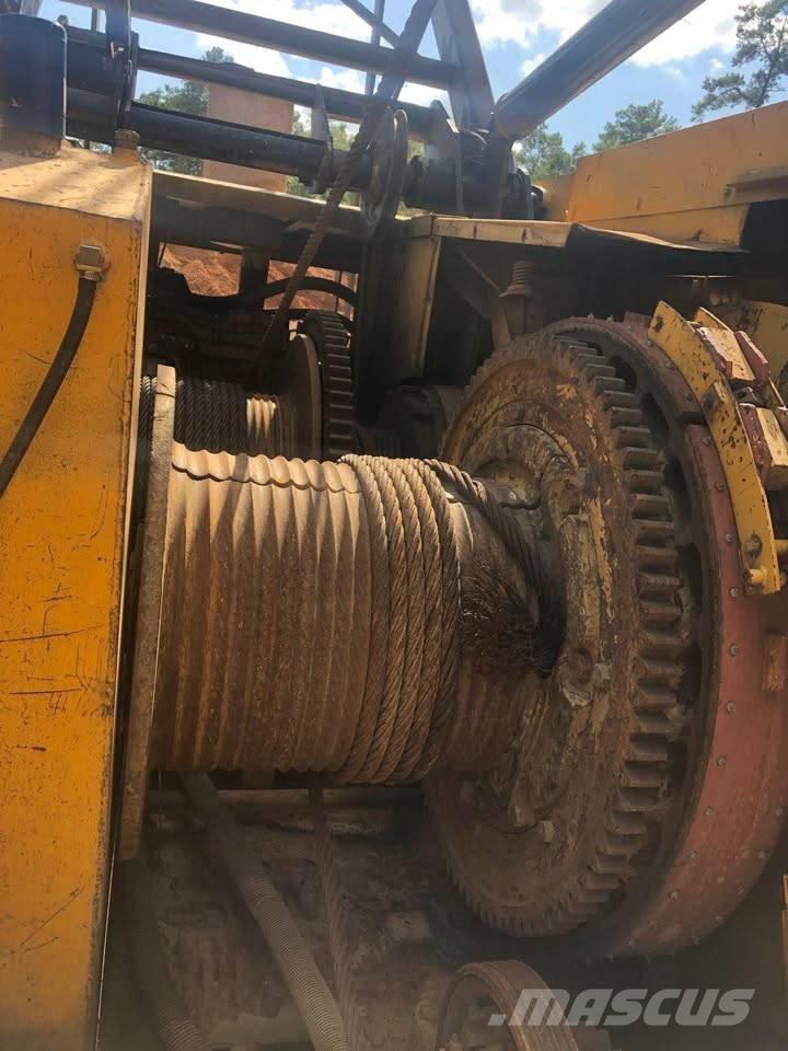 Bucyrus 65 D Pásové žeriavy