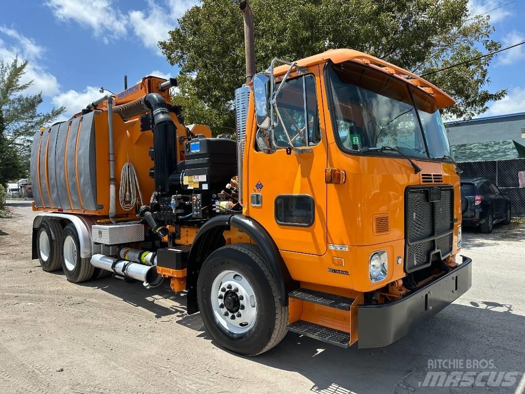 Autocar WX64 Kombinované/Čerpacie cisterny