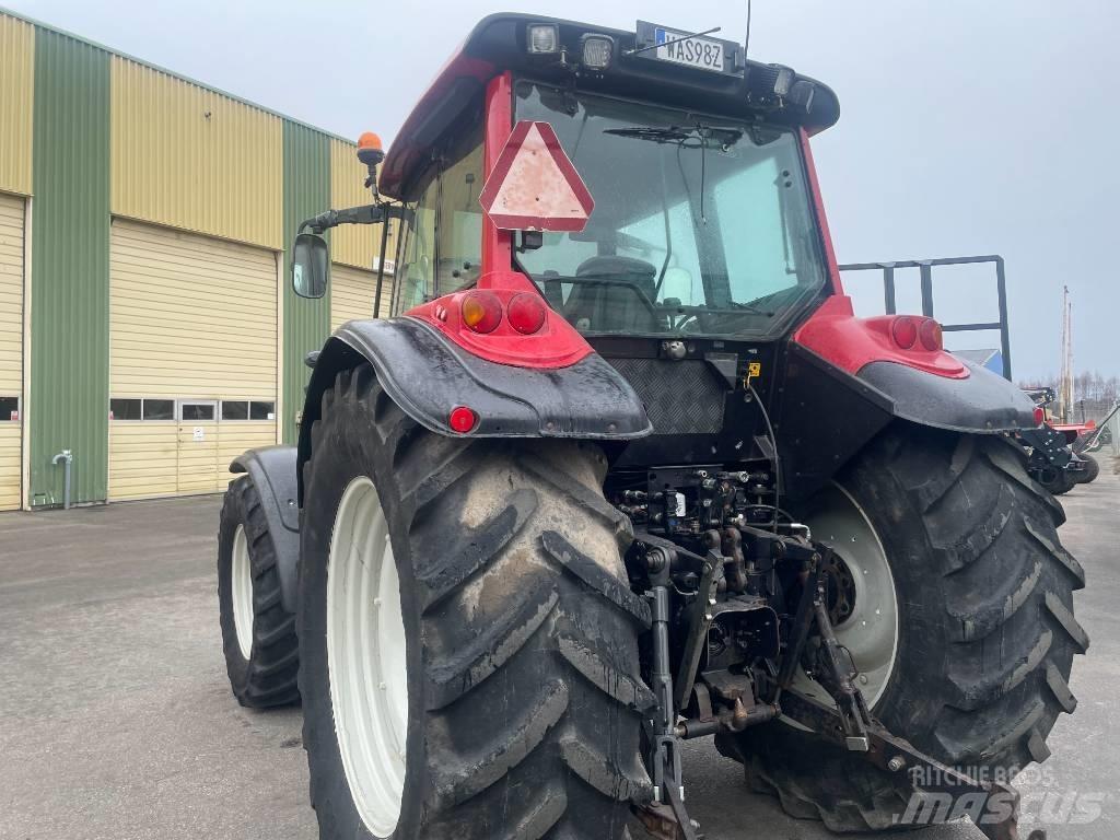 Valtra T 190 Traktory