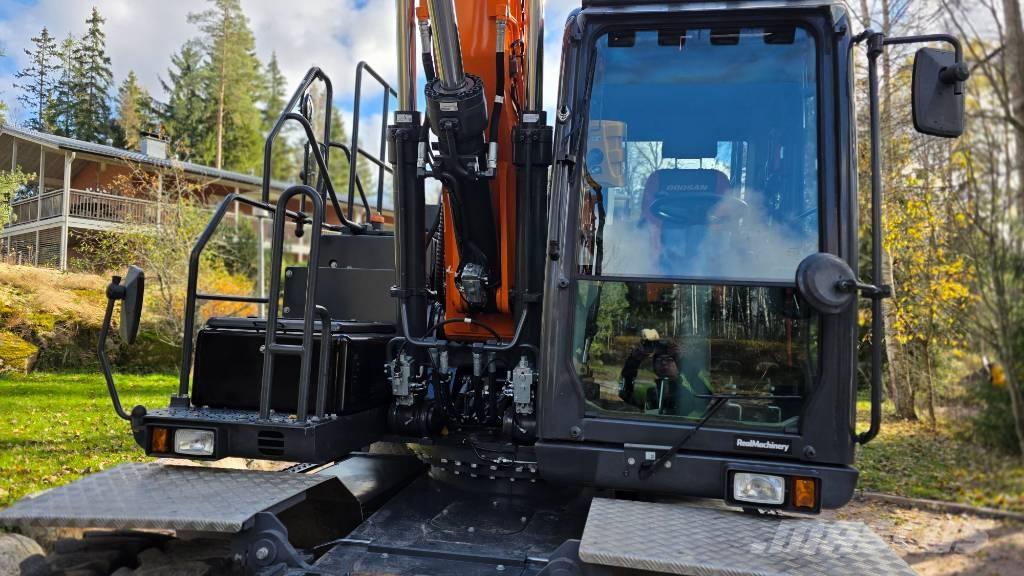 Doosan DX 170 W Kolesové rýpadlá