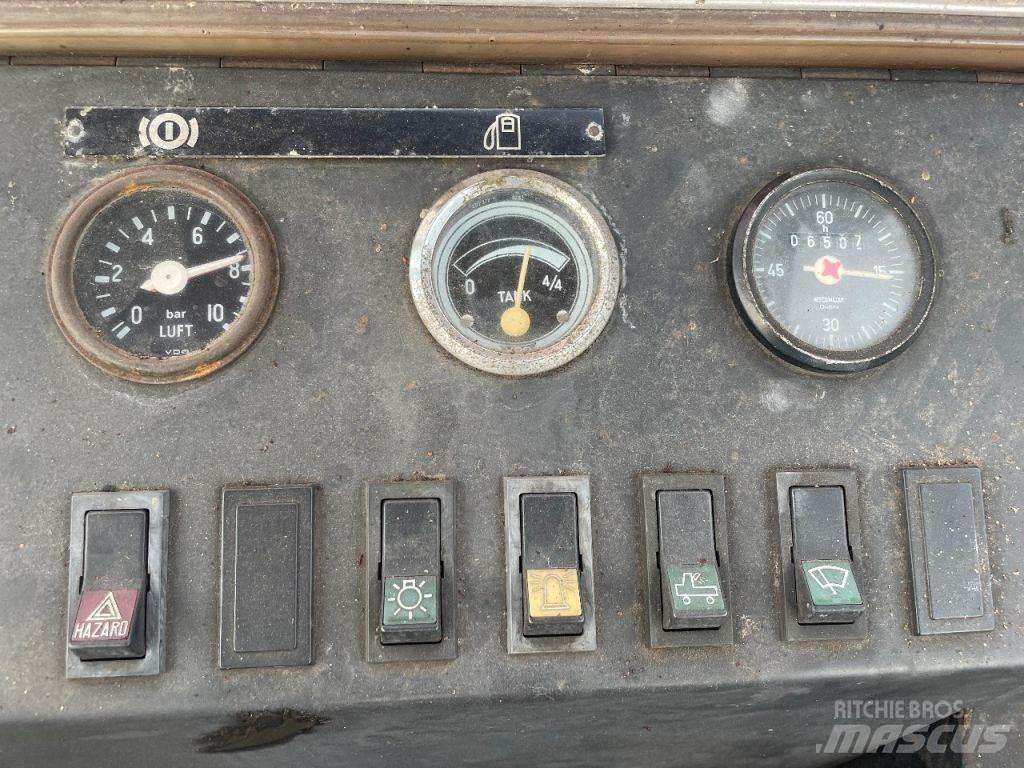 Mafi R25/200V4X2F Terminálový ťahač
