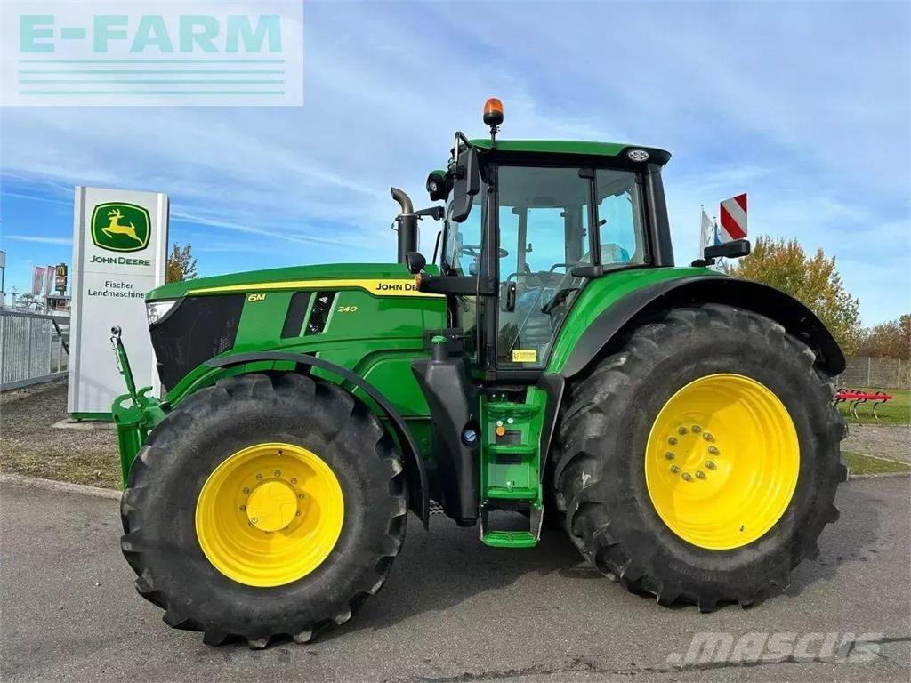 John Deere 6m 240 Traktory