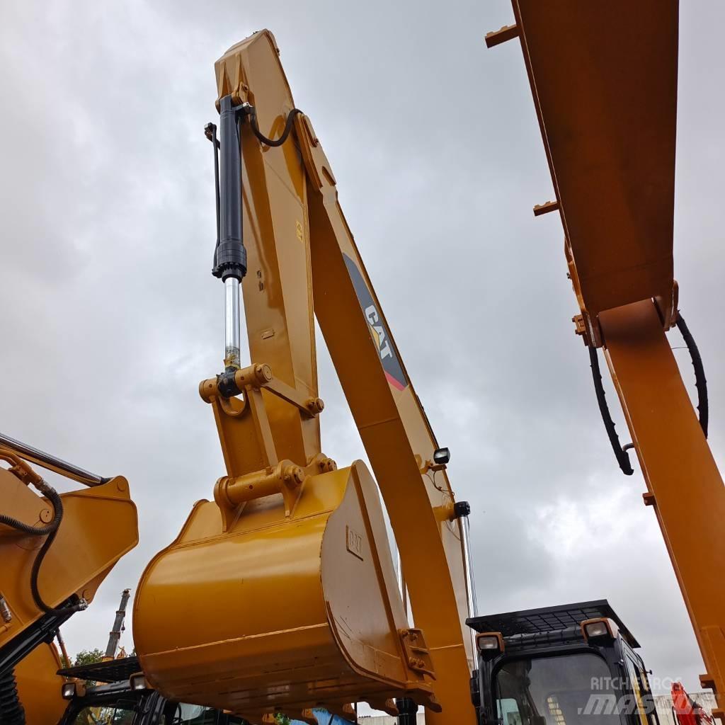 CAT 320D Pásové rýpadlá